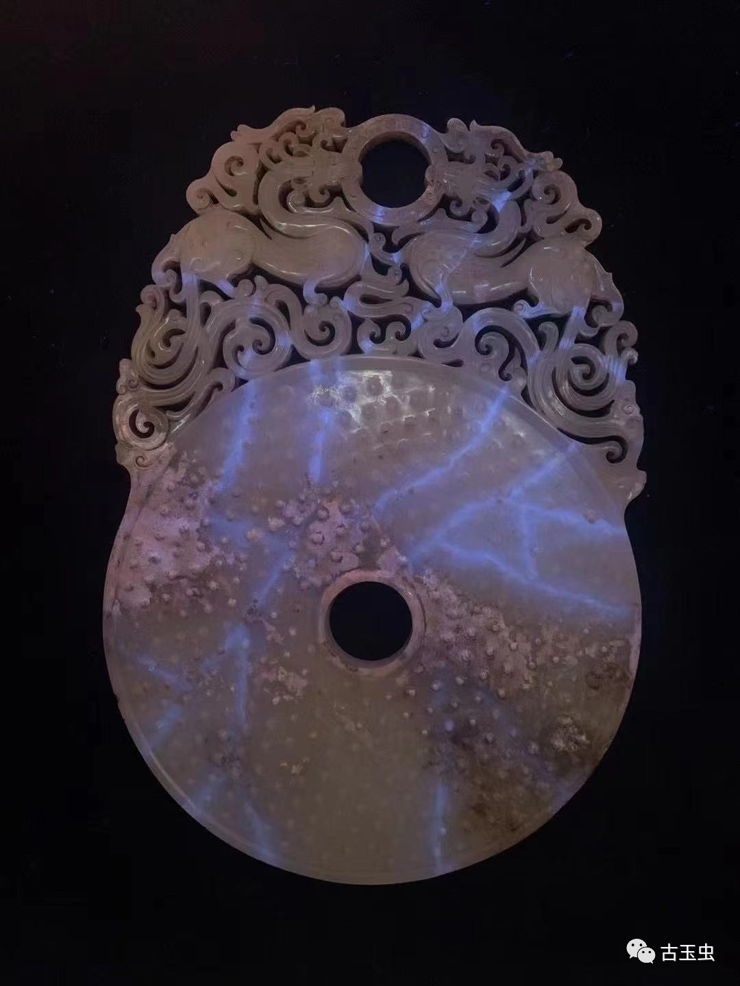 中國古董，古玉，稀少，貴重 玉见千年：中国高古玉溯源| 中國藝術品| Sotheby's