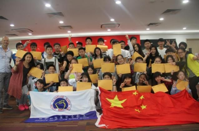 上海金苹果学校校长胡_上海金苹果学校_上海金苹果学校学费