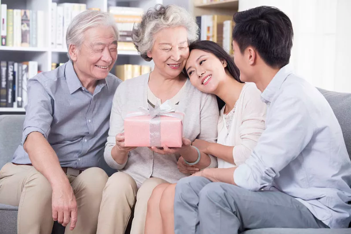 图源网络齐聚一堂才是家,对血脉亲情的重视,是中国人骨子里抹不掉的