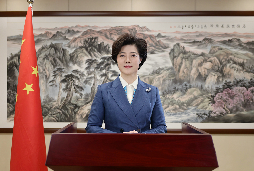 成都市委书记施小琳,是跨省任职履历最为丰富的干部,她具有上海,江西