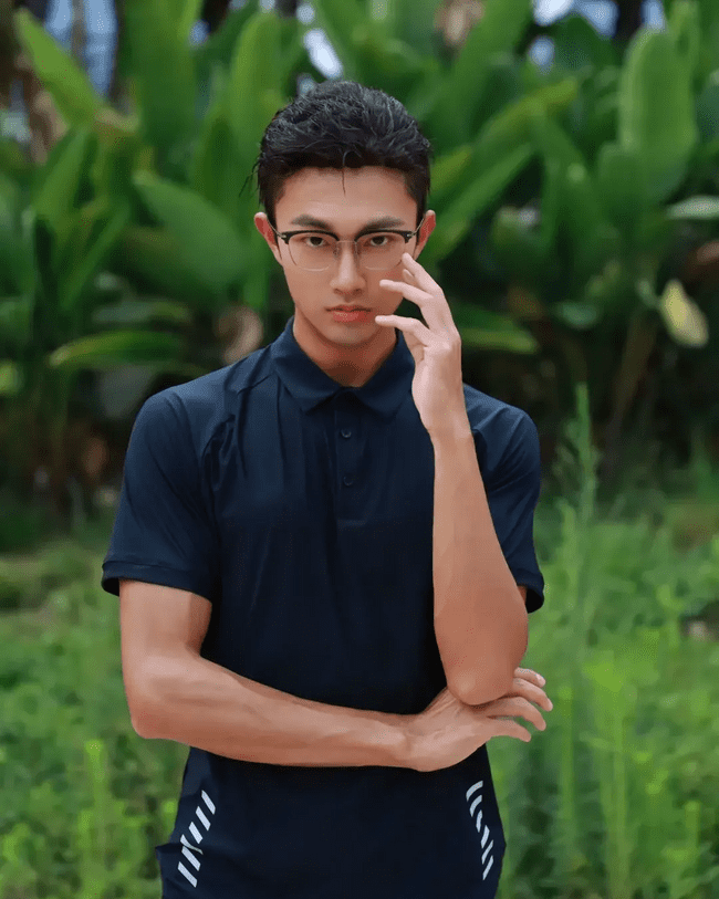 图片[29]-黑皮机车程序员小哥哥，你被折服了吗？-小蓝短视频