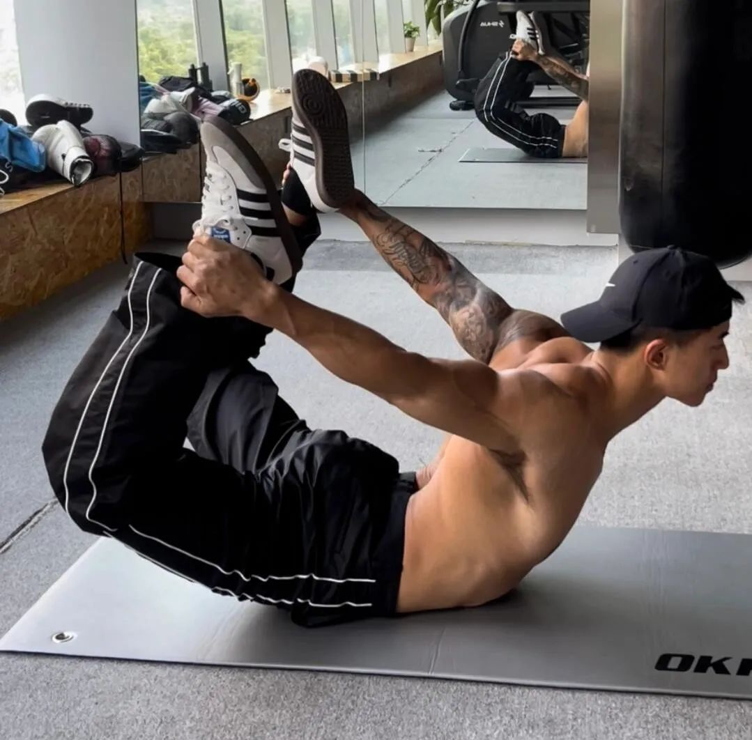 186cm筋肉铁血汉子健身私教