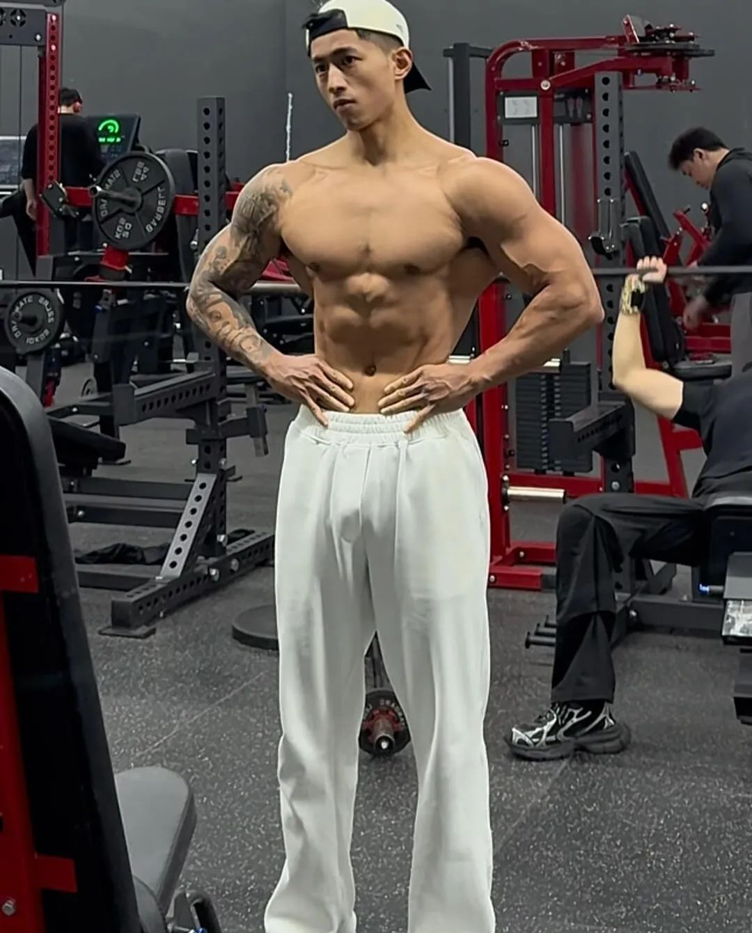 186cm筋肉铁血汉子健身私教