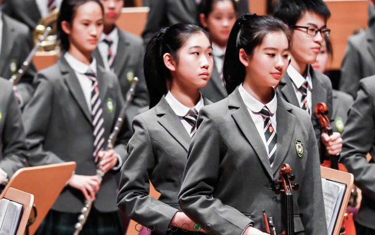 一年30多万的「贵族国际学校」,校服能有多好看?-琐事杂谈-hi学校
