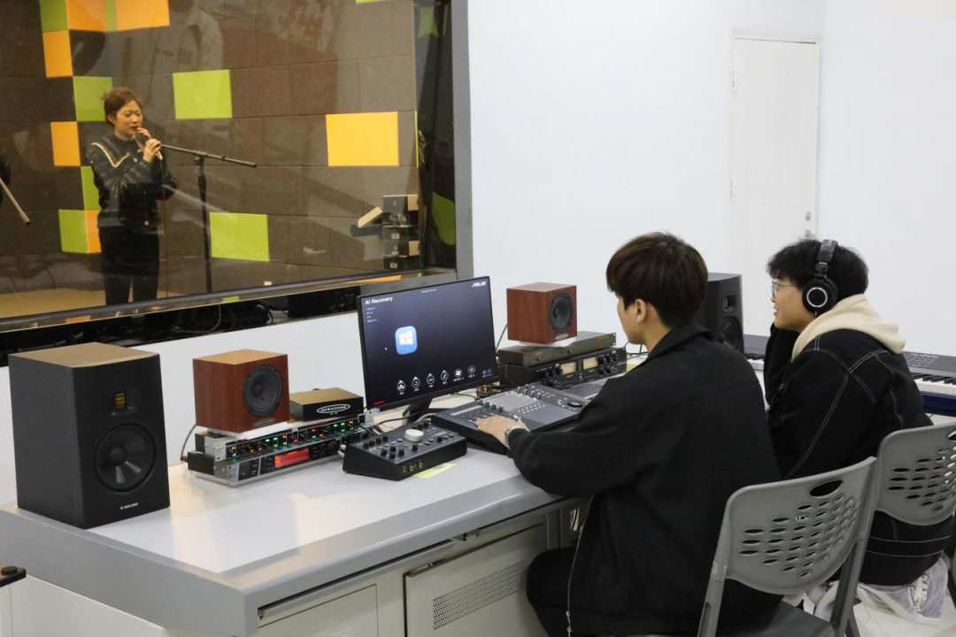 遼寧師范大學海華學院學費_遼寧師范大學海華學院專業(yè)設置_遼寧師范大學海華學院招生信息