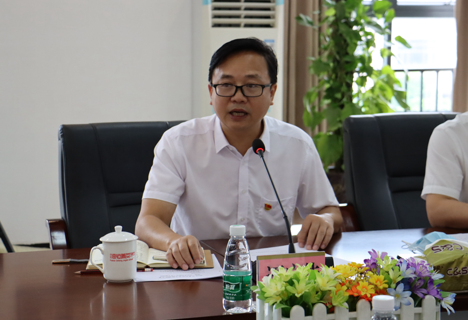 徐东涛书记调研我区学校思想政治教育工作