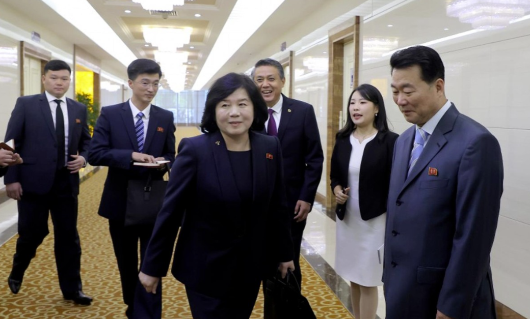 朝鲜外相崔善姬将访华,朝鲜近期可能要干大事，外相访华传话，中朝友谊“绝不变色”