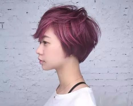 作为up恋爱运的首选发色,莓果色和各种长度的发色