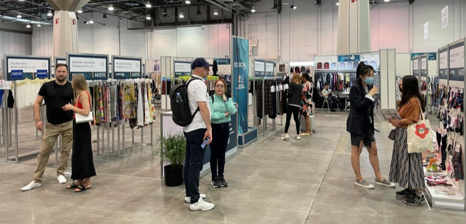 2022年8月美国拉斯维加斯国际时装面料展（MAGIC SHOW）暨绍兴·越城“一码找订单”境外代参展活动第五站圆满落幕！