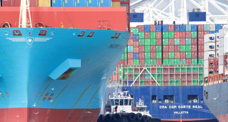 “航运海啸”：准备为每个集装箱支付15,000美元，价格已经不重要了