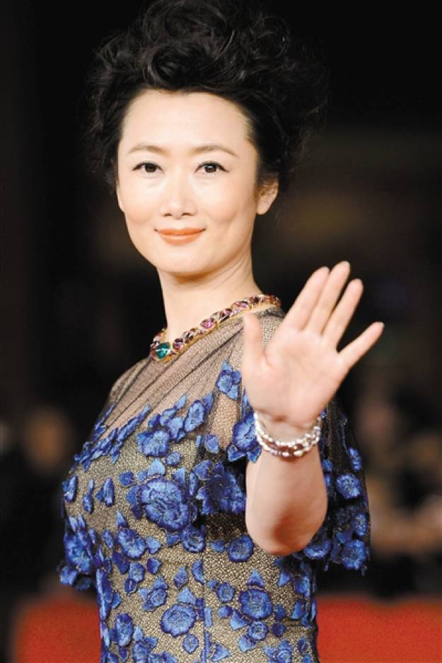 硬糖君还是太天真了, 本以为贾樟柯让老婆演演村花,镇花,厂花……也