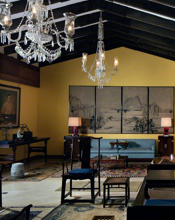 相比古董，字画，紫砂等，最具投资性价比：红木家具