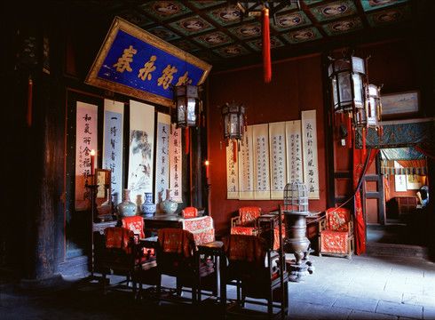 看看古代大户人家，都是如何布置客厅的？