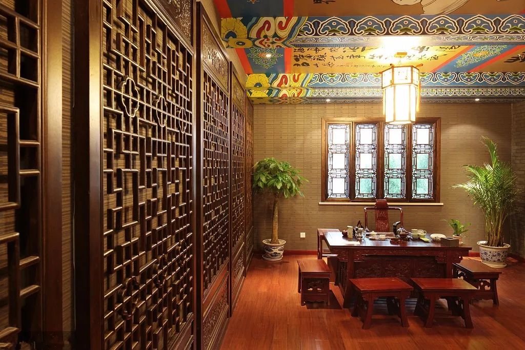 红木家具摆放有禁忌，讲究的是风水！