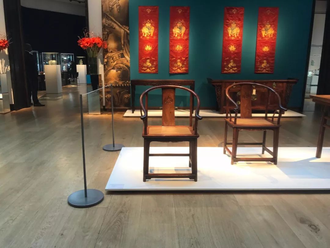 红木家具保养“四要””四不要”，教你延长红木家具使用寿命！