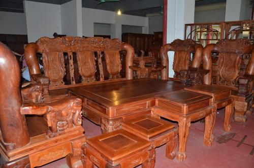 买红木家具千万别贪便宜，假货3年就散架！