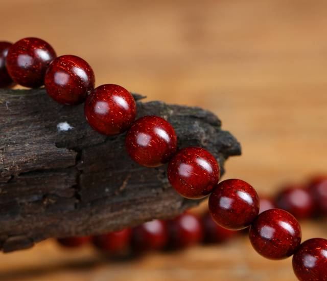 小叶紫檀入门必须了解的9个方面！！！