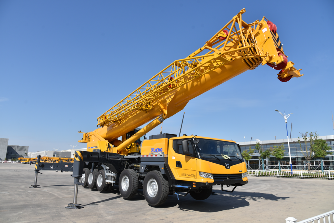 5桥7节臂很火爆,更强大的选择来了—徐工qy100k7c - 起重吊装