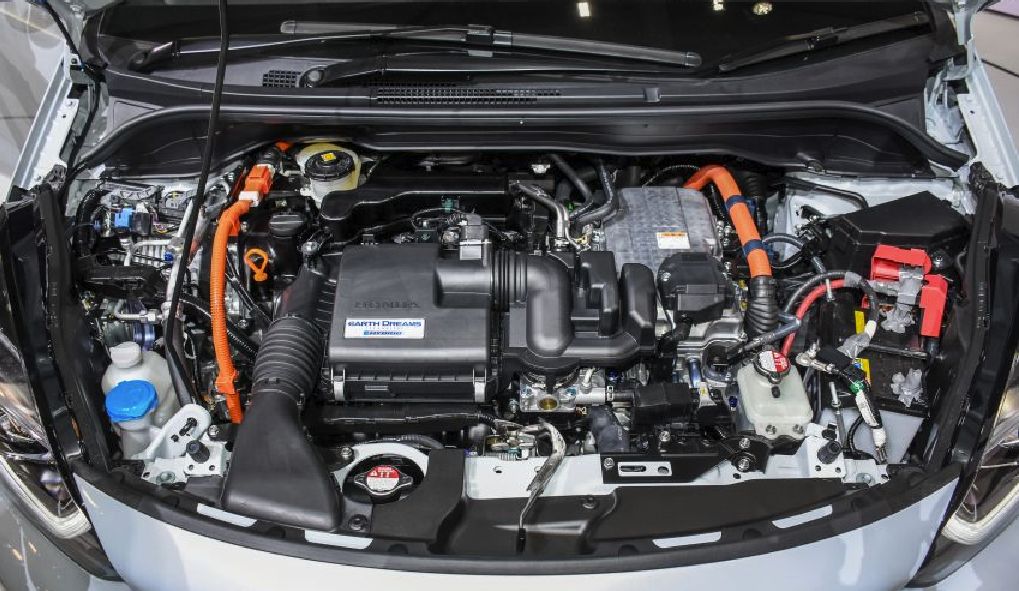 0t发动机版本,而变速箱自然也是具有平顺和省油特性的cvt变速箱.