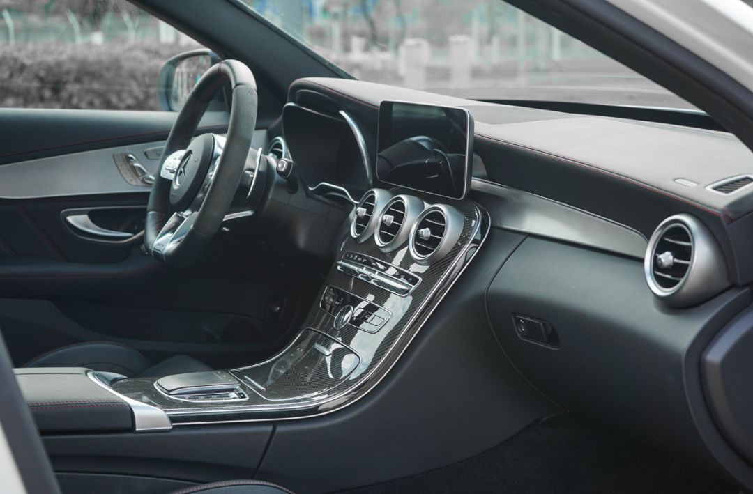 成个男人翻晒来 激情试驾奔驰C43 AMG旅行版