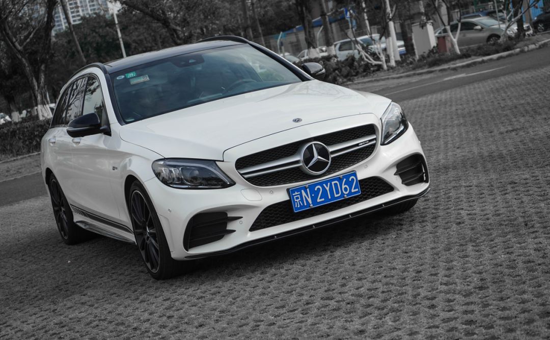 成个男人翻晒来 激情试驾奔驰C43 AMG旅行版