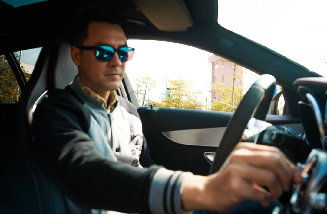 成个男人翻晒来 激情试驾奔驰C43 AMG旅行版