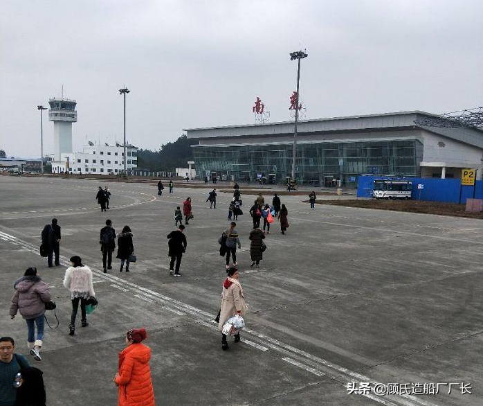 命丧螺旋桨下的飞行学员，记中飞院2013年机场地面事故的图12