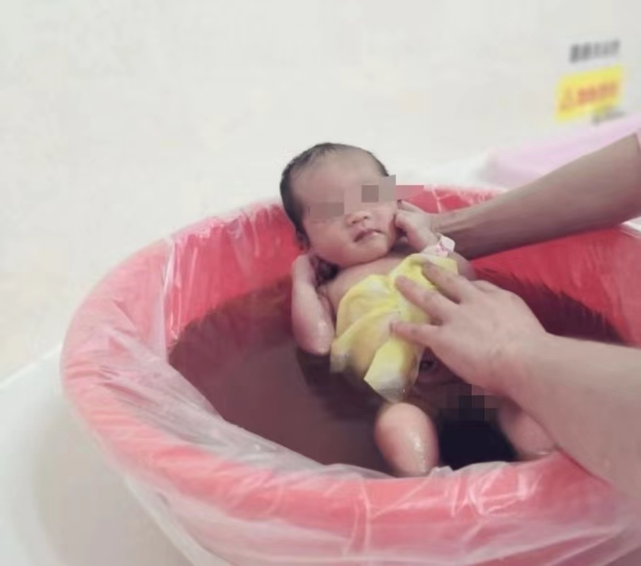 婴儿蓝光机怎么买新生儿变“小黄人”，除了蓝光治疗，中医药浴和小儿推拿也了解一下_https://www.jmylbn.com_新闻资讯_第11张