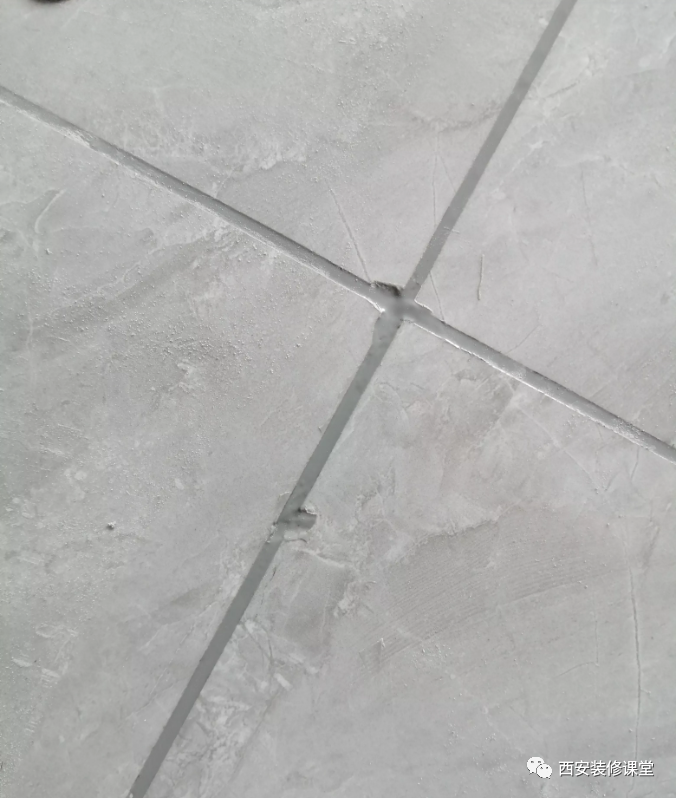 瓷砖的区别_全瓷砖和半瓷砖有什么区别_瓷砖跟瓷砖的区别