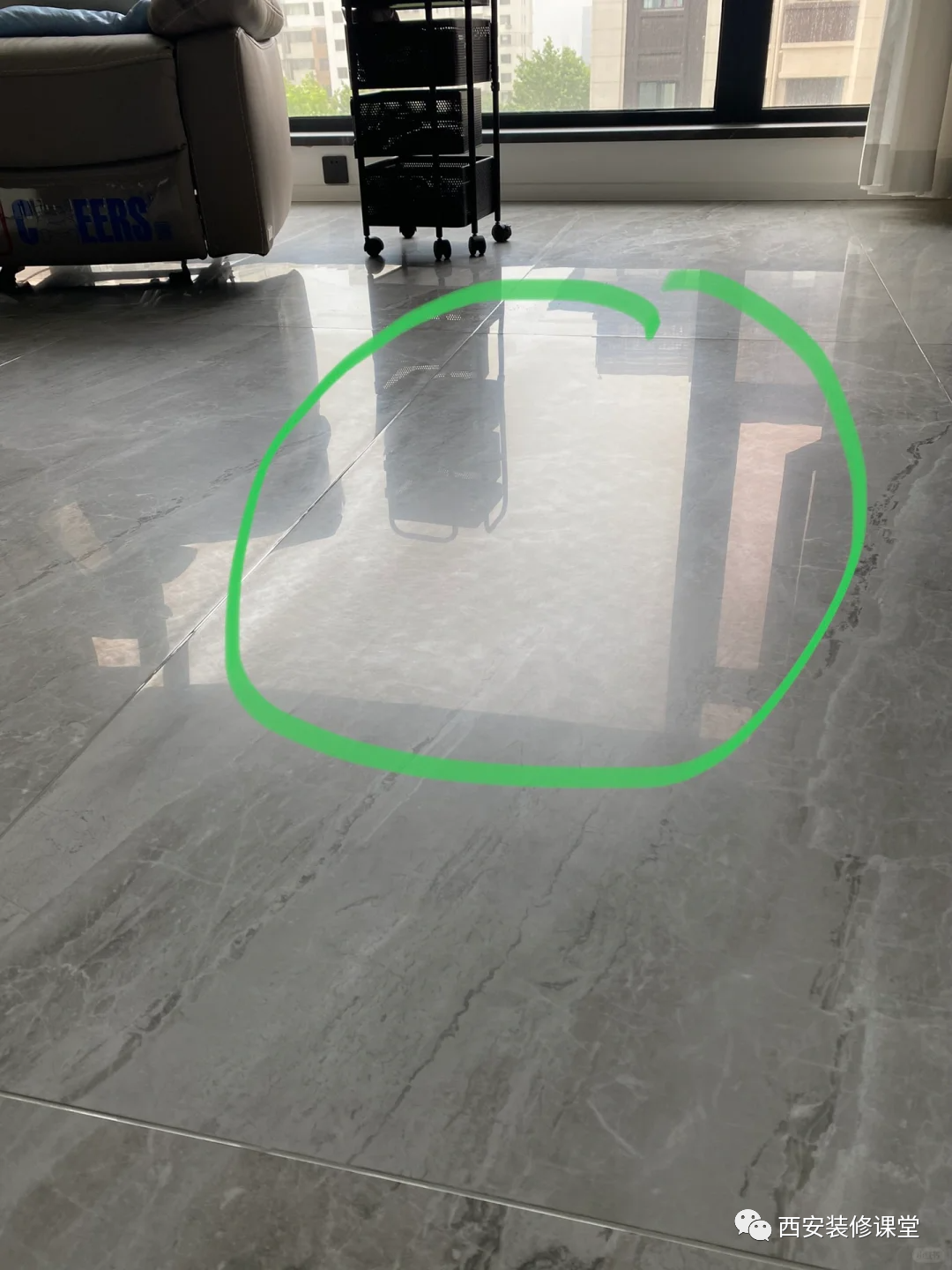 瓷砖跟瓷砖的区别_瓷砖的区别_全瓷砖和半瓷砖有什么区别