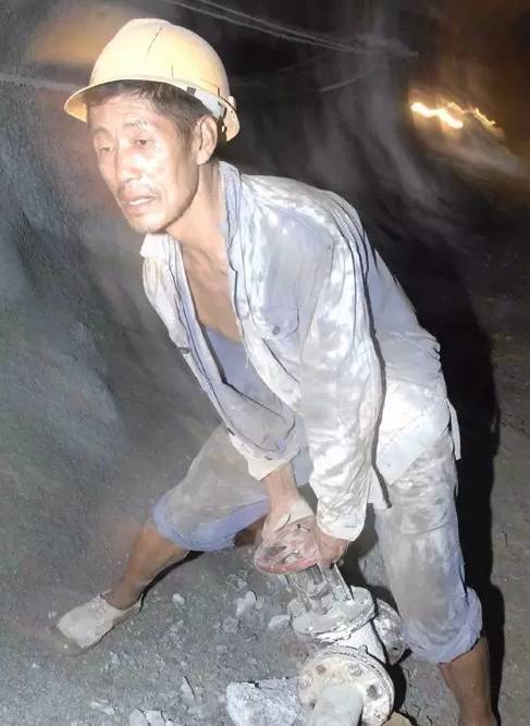 工程行业最危险工种排行榜，他们是祖国建设最可爱的人！(图15)