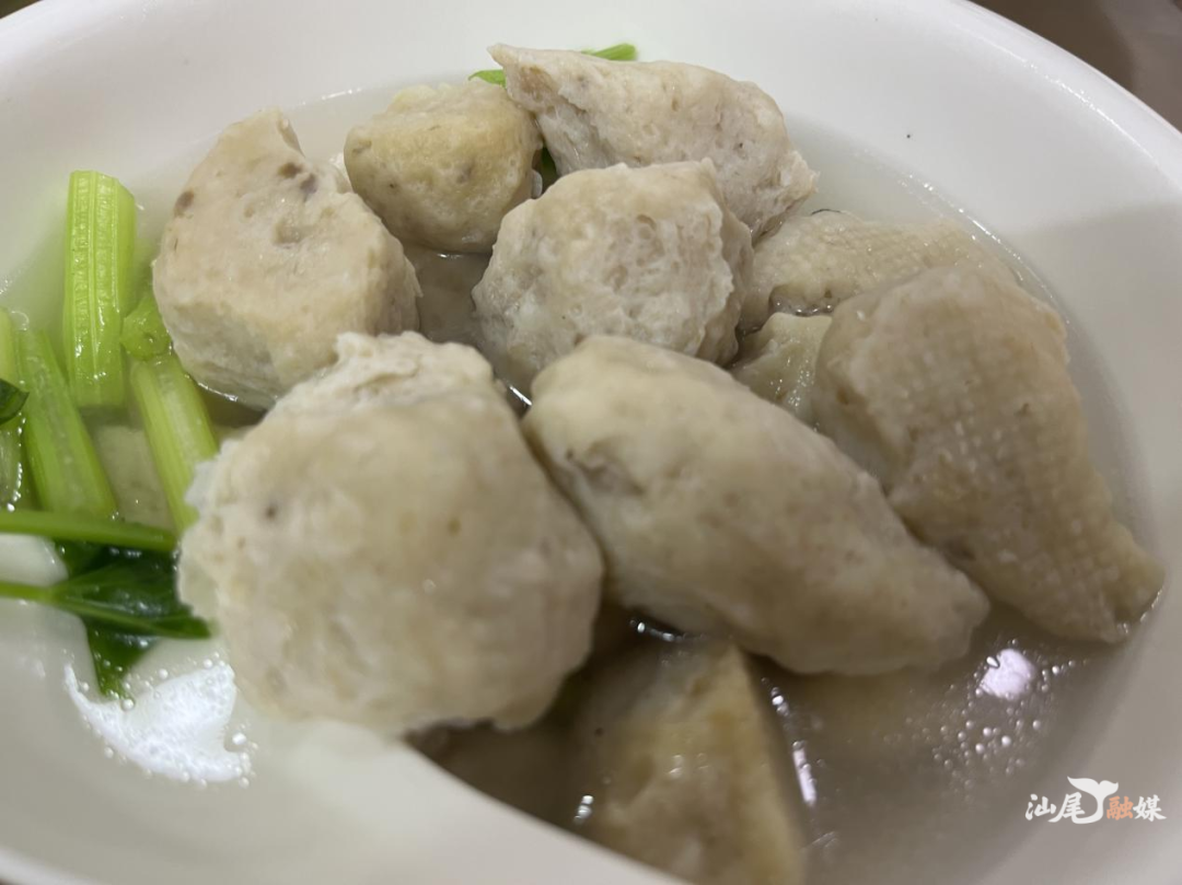 马鲛鱼丸  钟文婷 摄