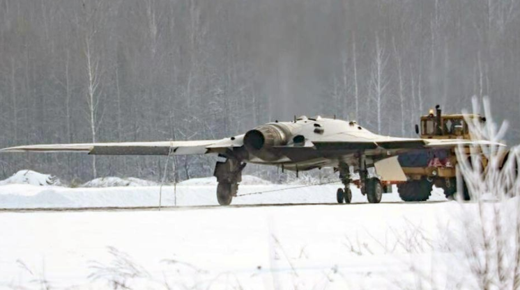 俄羅斯"獵人"無人機原型機首公開 距列裝還有多久？的圖3
