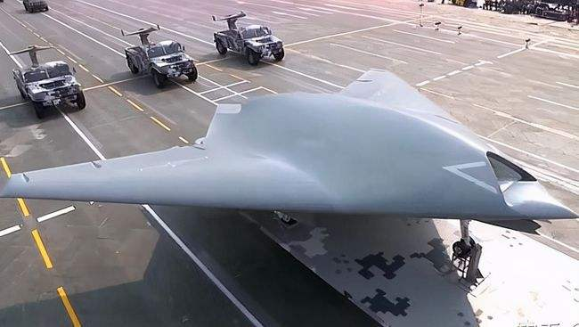 俄羅斯"獵人"無人機原型機首公開 距列裝還有多久？的圖5