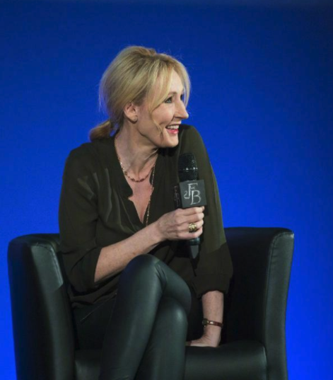 和平精英外挂市视频_和平精英视频_和平精英暗夜模式长视频