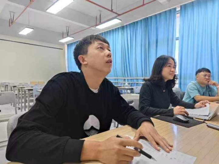 ��ʮ���조���ı�����Ӱ����Բ���չ� �� 7 ��