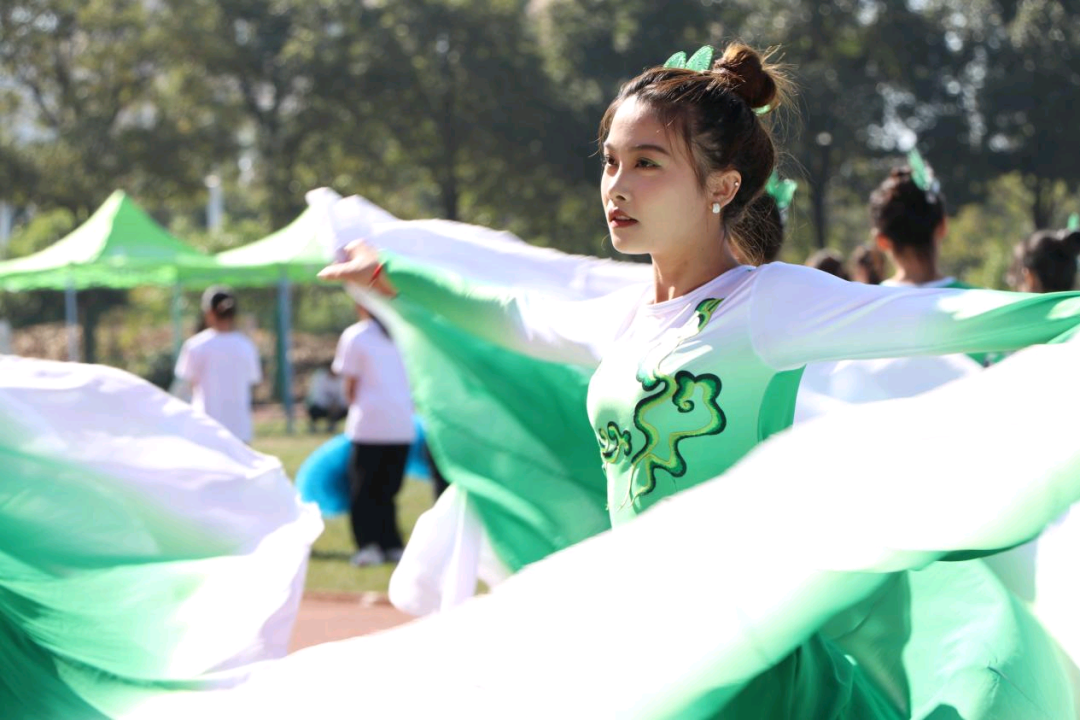 经管生日快乐！ 运动健儿献礼学校30周年华诞 第 4 张