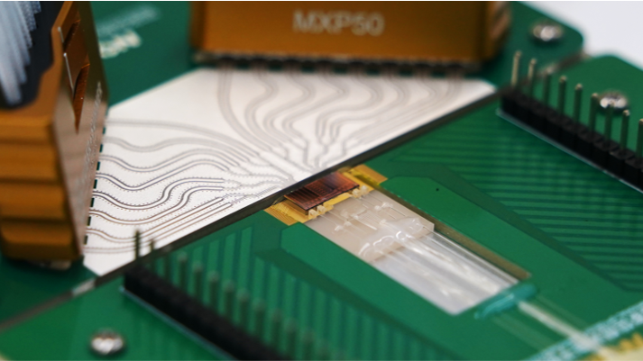 国内首款1.6Tb/s硅光高速互连芯片在NOEIC研制成功！(图2)