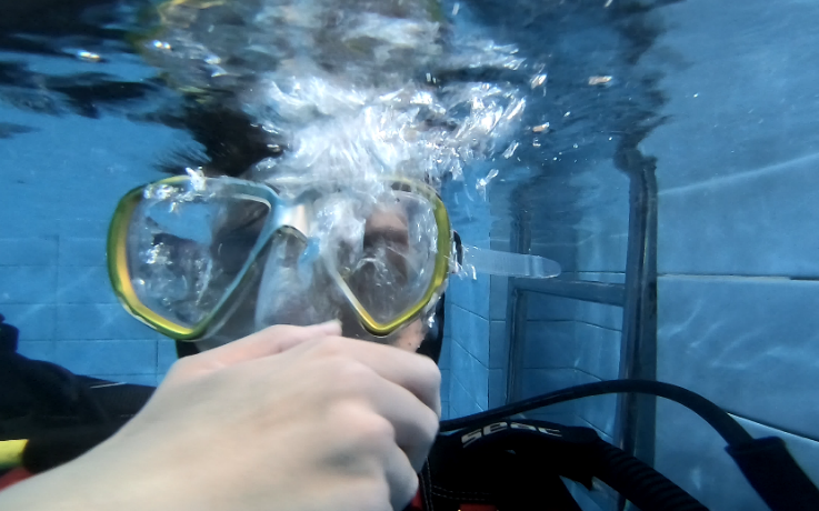 从不能走路到“上天入海”，这位“轮椅少年”的人生太励志！|从不能走路到“上天入海”，这位“轮椅少年”的人生太励志！