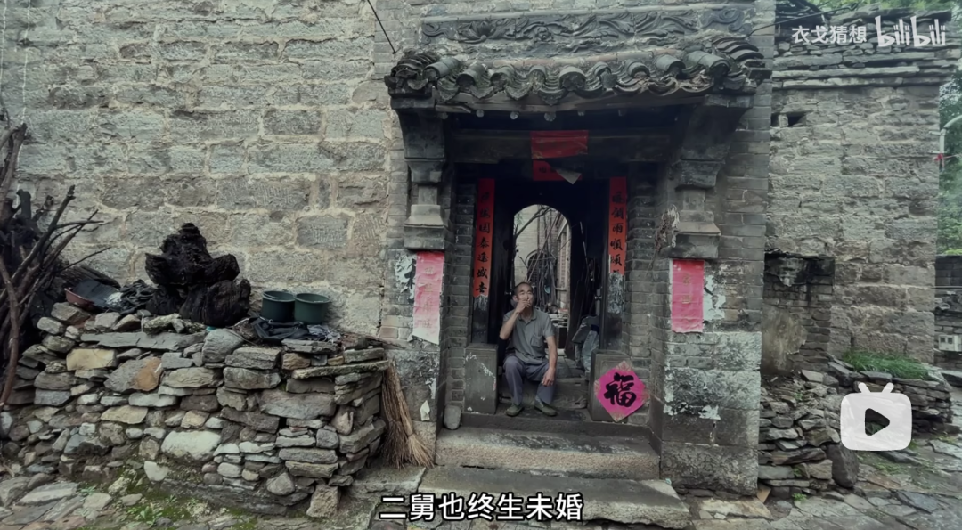上亿人围观、千万人掉泪、10分钟的小视频、一位残疾的二舅——你被治愈了吗？（组图） - 9