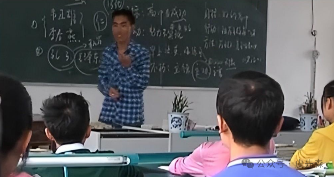 千里背母上学的他现在怎么样了