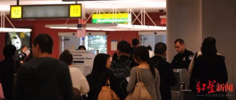 一名中国留学生的艰难赴美留学路：被拒签3次 抵美还被“关小黑屋”