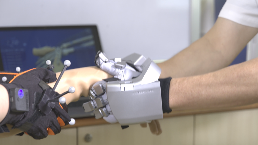 正骨手法虚拟化数字平台