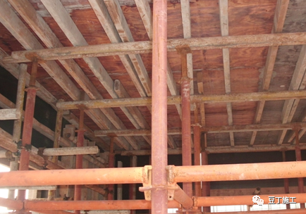 新型盘扣式支架搭设施工技术要点总结！！的图29