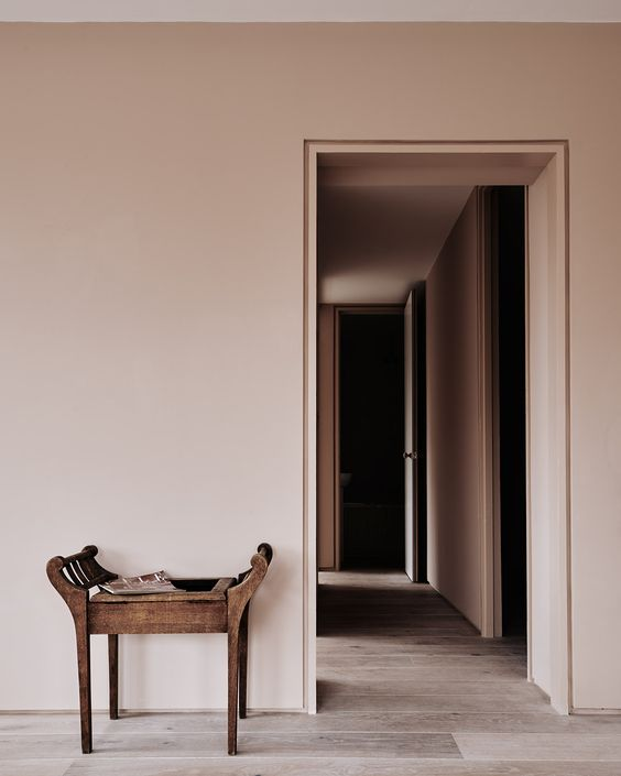 木地板踢腳線膠_地板踢腳線需要打膠嗎_3d木門的踢腳線質(zhì)量怎么樣