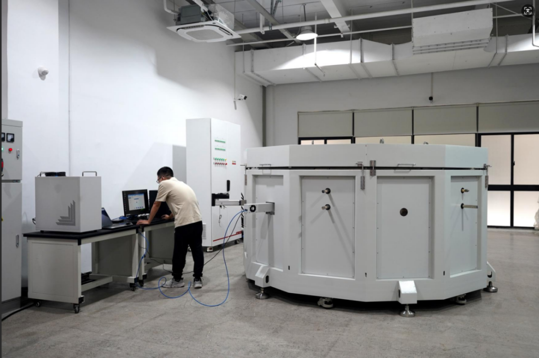 2500mm巨型ARC：储能热安全测试再破尺寸天花板