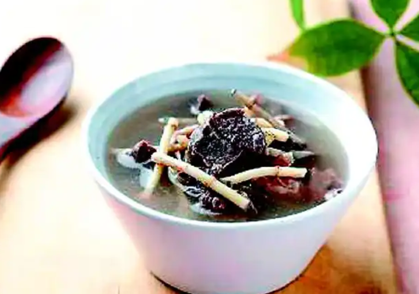 为什么到了夏天慢阻肺更厉害别让夏天憋坏肺！中医食疗锦囊，给慢阻肺患者的 “呼吸保护伞”！_https://www.jmylbn.com_新闻资讯_第3张