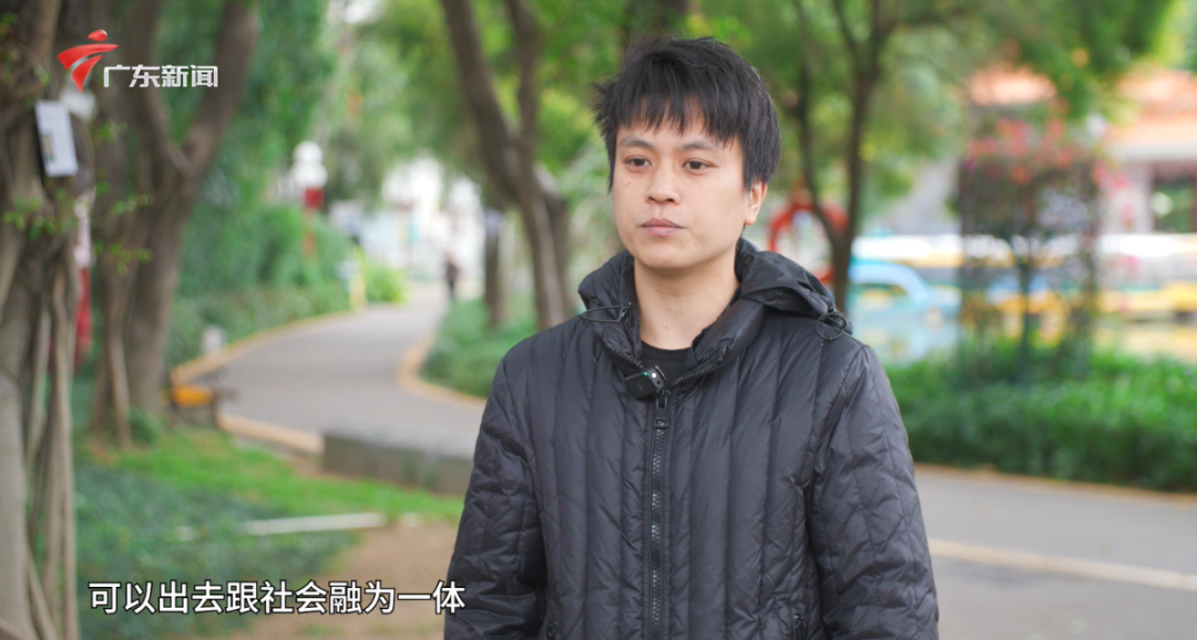 “视障牵手跑团”队长 杨志宏