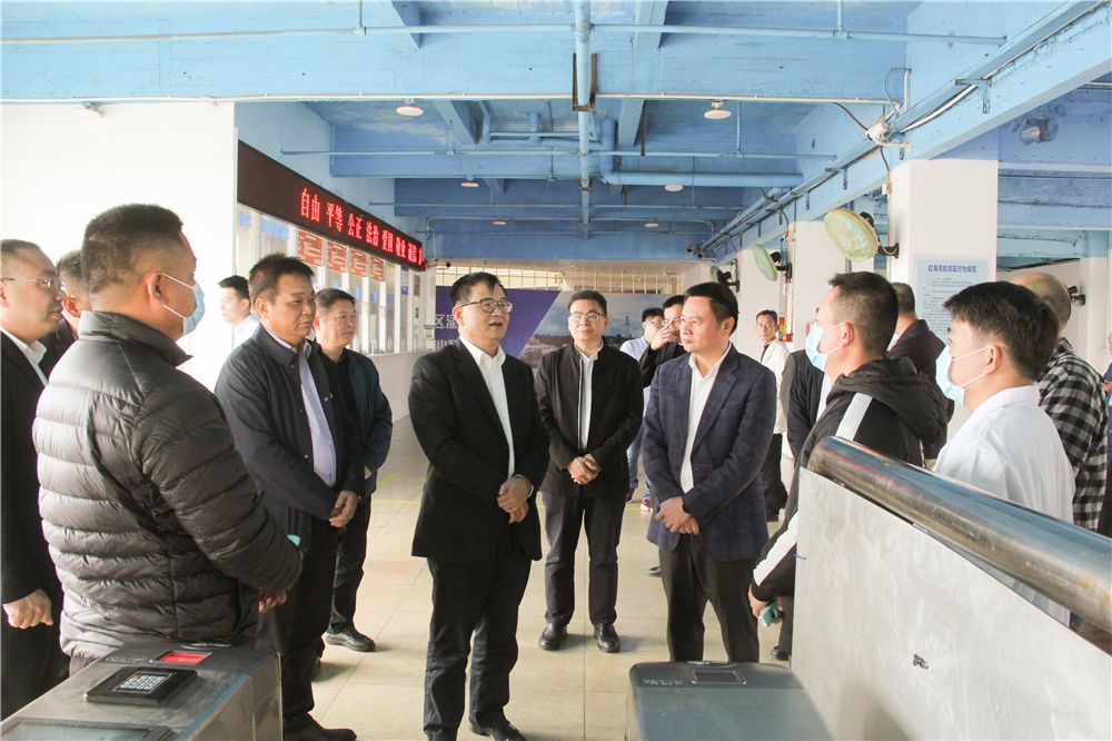 市领导曹小华到红海湾开展春节前走访慰问和安全生产检查活动