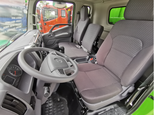 自卸界的“大力士”？两轴黄牌福田瑞沃大金刚真的很能装